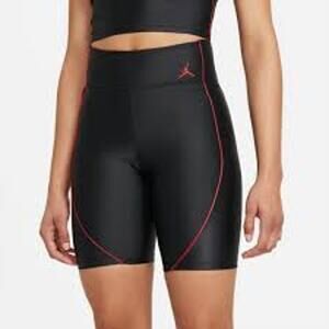 Nike Air Jordan Women's Black/Red Mid-Rise Bike Shorts Size S (B120345)